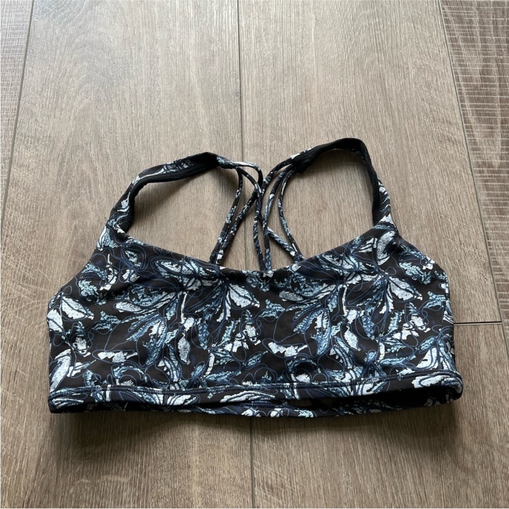 Lululemon Free To Be Zen Bra in Embellished Multi Size 10